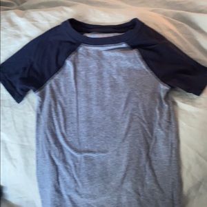 5T blue color block t